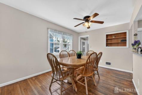 106 Worth Street Iselin NJ 08830