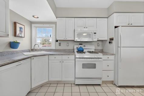 106 Worth Street Iselin NJ 08830