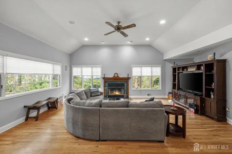 8 Crommelin Court East Brunswick NJ 08816