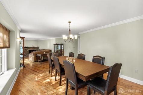8 Crommelin Court East Brunswick NJ 08816