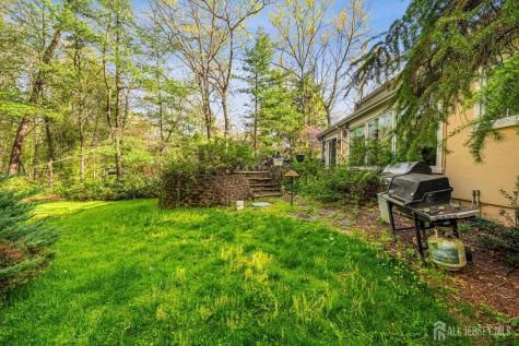 8 Crommelin Court East Brunswick NJ 08816