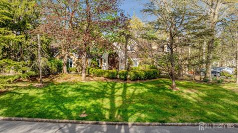 8 Crommelin Court East Brunswick NJ 08816