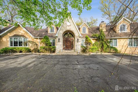 8 Crommelin Court East Brunswick NJ 08816