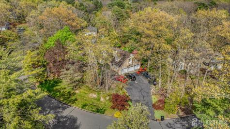 8 Crommelin Court East Brunswick NJ 08816