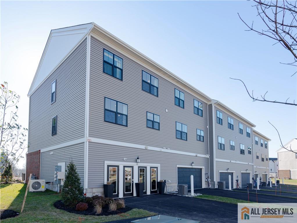 116 Earl Hubbard Drive Hopewell Twp NJ 08560