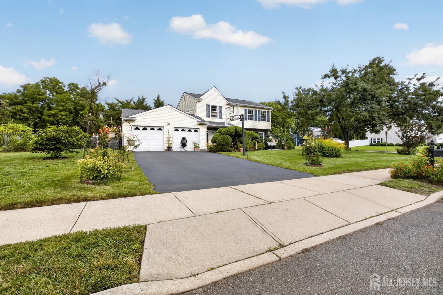2 Dennison Place Plainsboro NJ 08536
