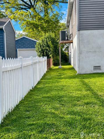 11 Beechwood Avenue Keansburg NJ 07734