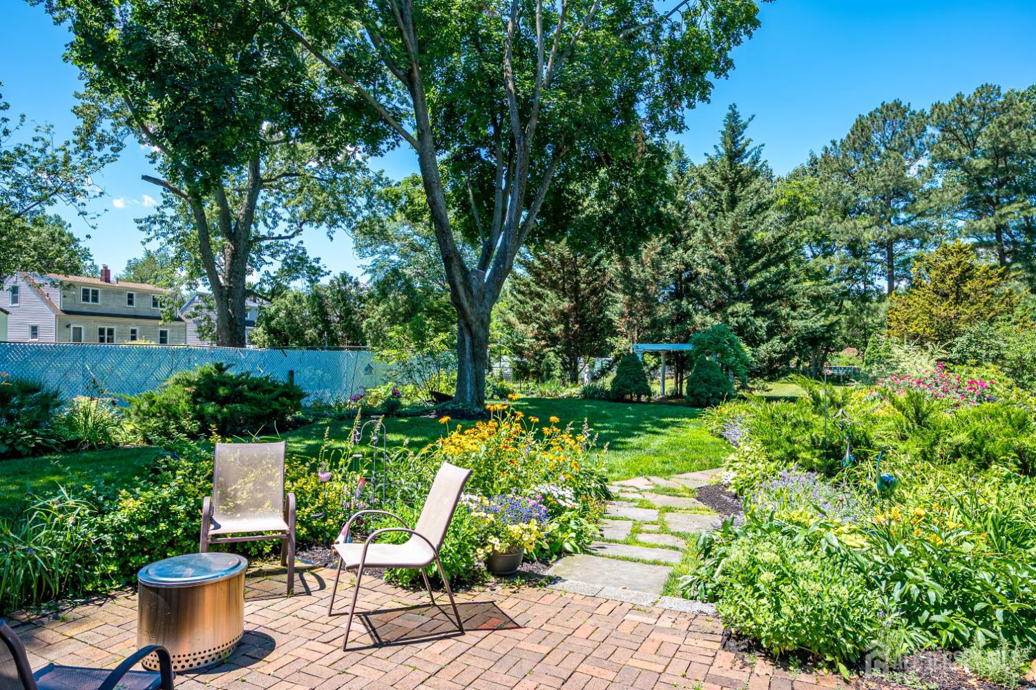 23 Rose Street Metuchen NJ 08840