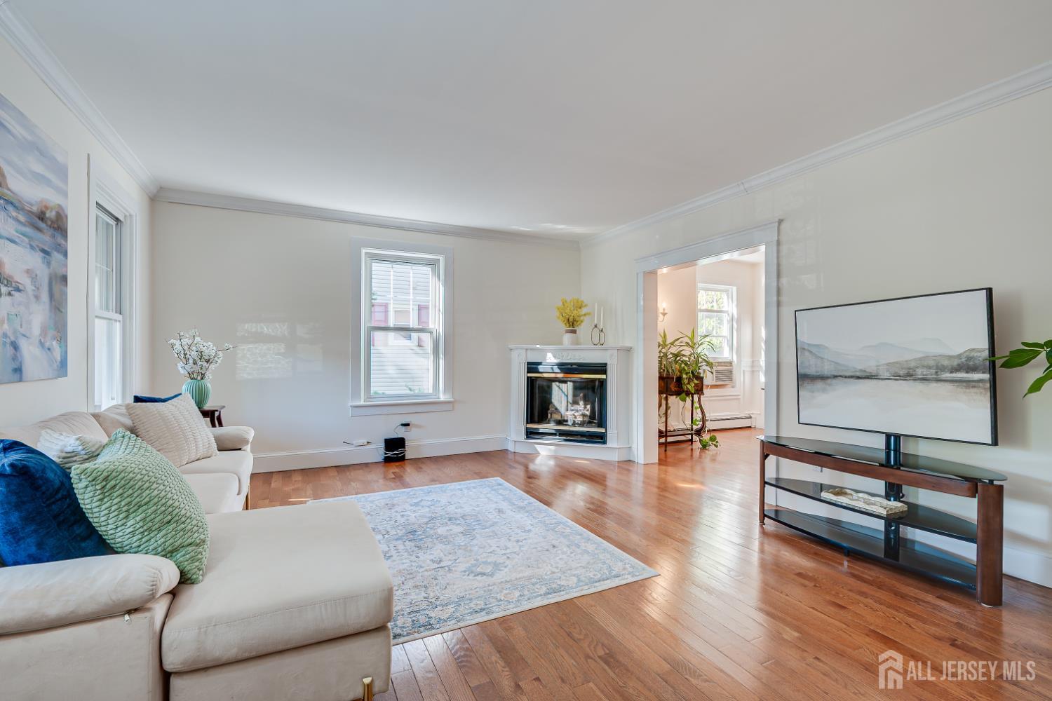 23 Rose Street Metuchen NJ 08840