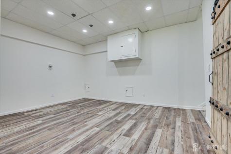 122 Dewolfe Street Edison NJ 08817