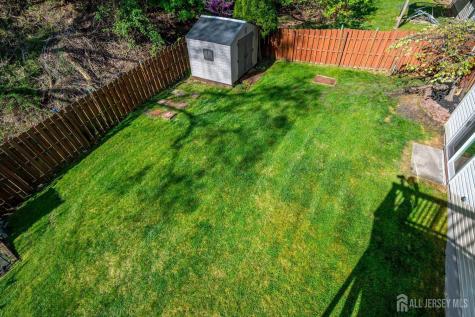 122 Dewolfe Street Edison NJ 08817