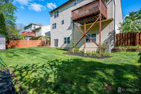 122 Dewolfe Street Edison NJ 08817
