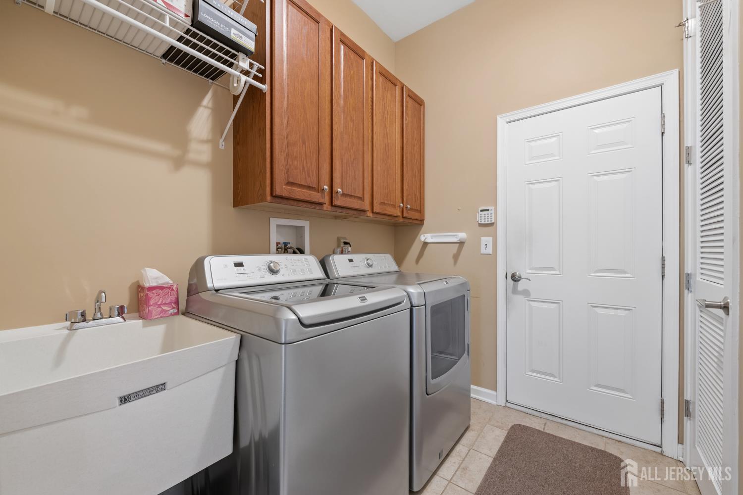 36 Einstein Way East Windsor NJ 08512