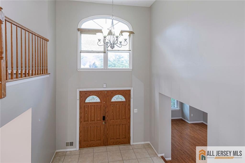 9 Chipwood Lane North Brunswick NJ 08902