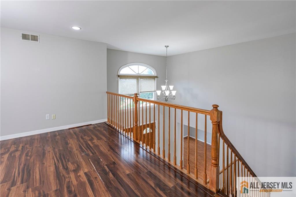 9 Chipwood Lane North Brunswick NJ 08902