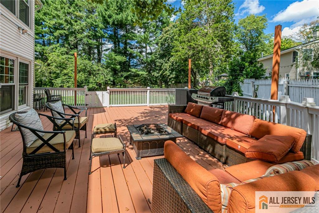 9 Chipwood Lane North Brunswick NJ 08902