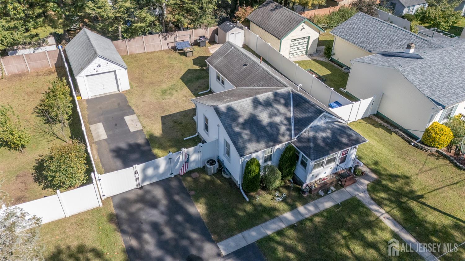 73 Walnut Street Spotswood NJ 08884