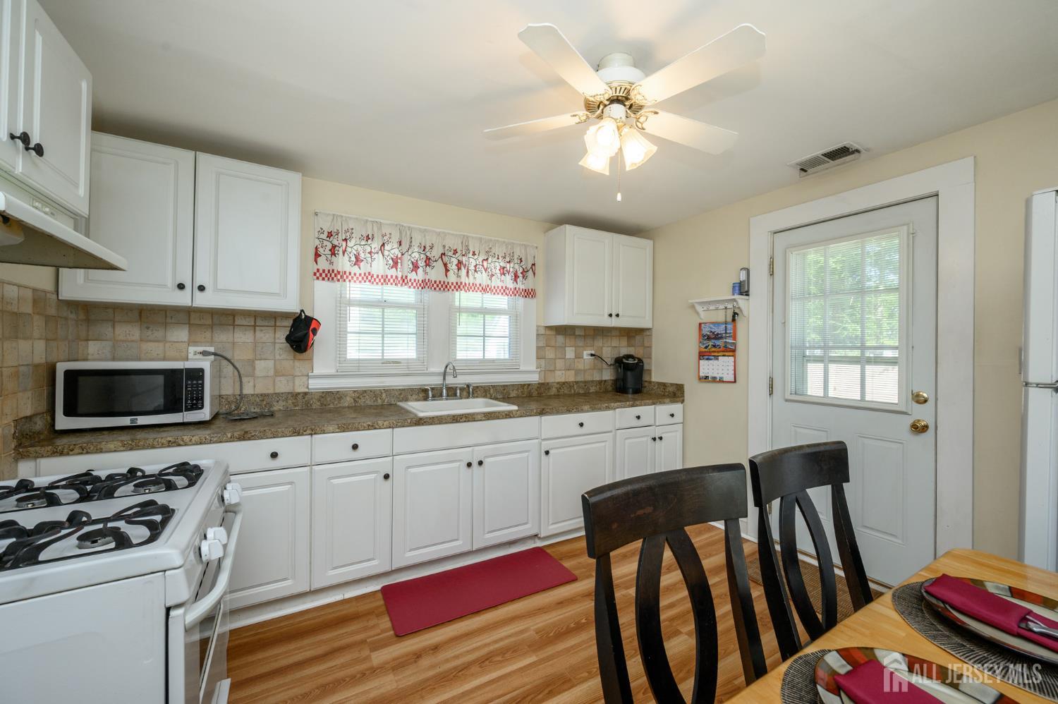 73 Walnut Street Spotswood NJ 08884