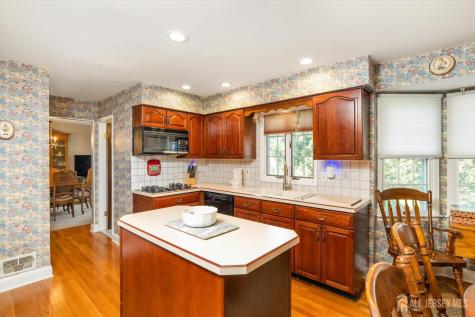 176 Clay Street Milltown NJ 08850