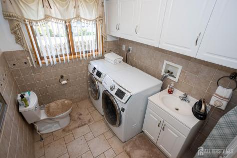 58 Miara Street Sayreville NJ 08859