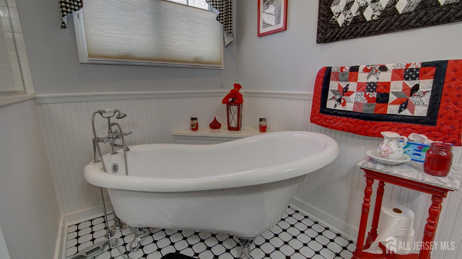 19 Republic Row Franklin NJ 08873