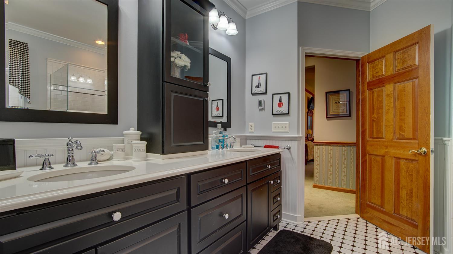 19 Republic Row Franklin NJ 08873