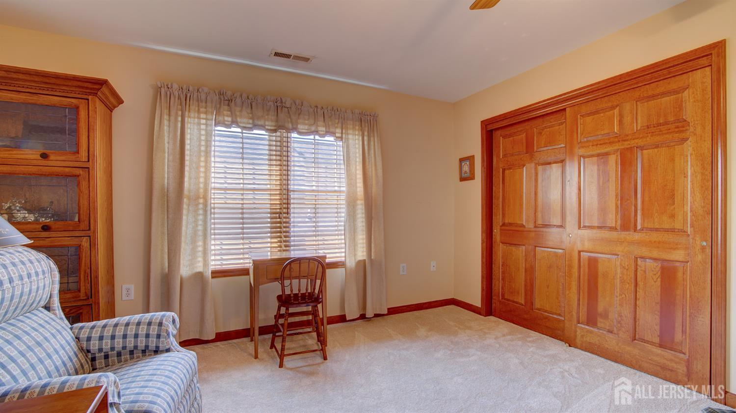 19 Republic Row Franklin NJ 08873