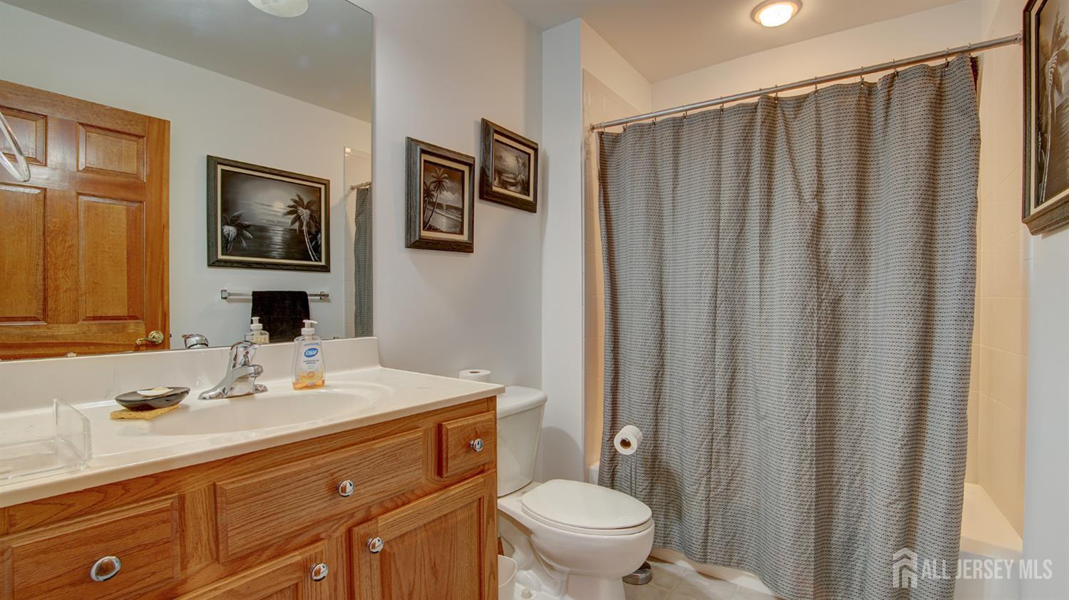 19 Republic Row Franklin NJ 08873