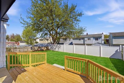 48 Delaware Avenue Carteret NJ 07008