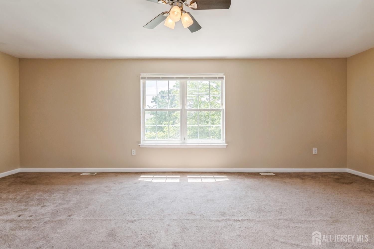 7 Sloop Square Howell NJ 07228