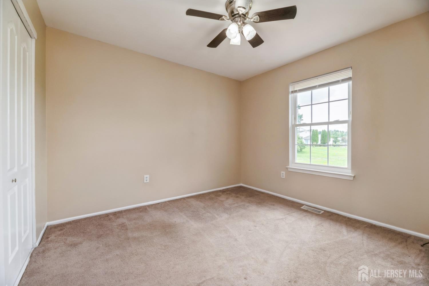7 Sloop Square Howell NJ 07228