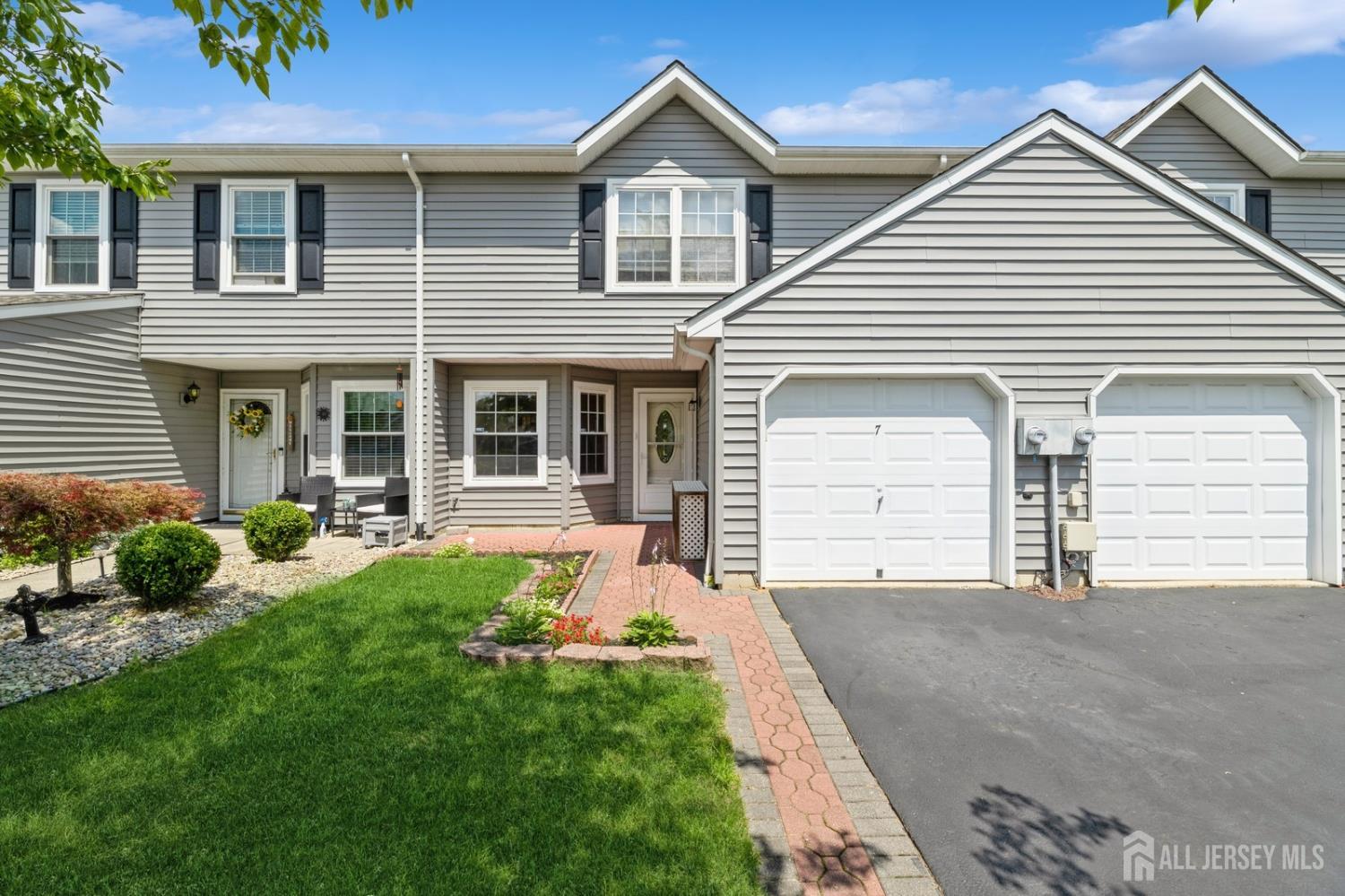 7 Sloop Square Howell NJ 07228