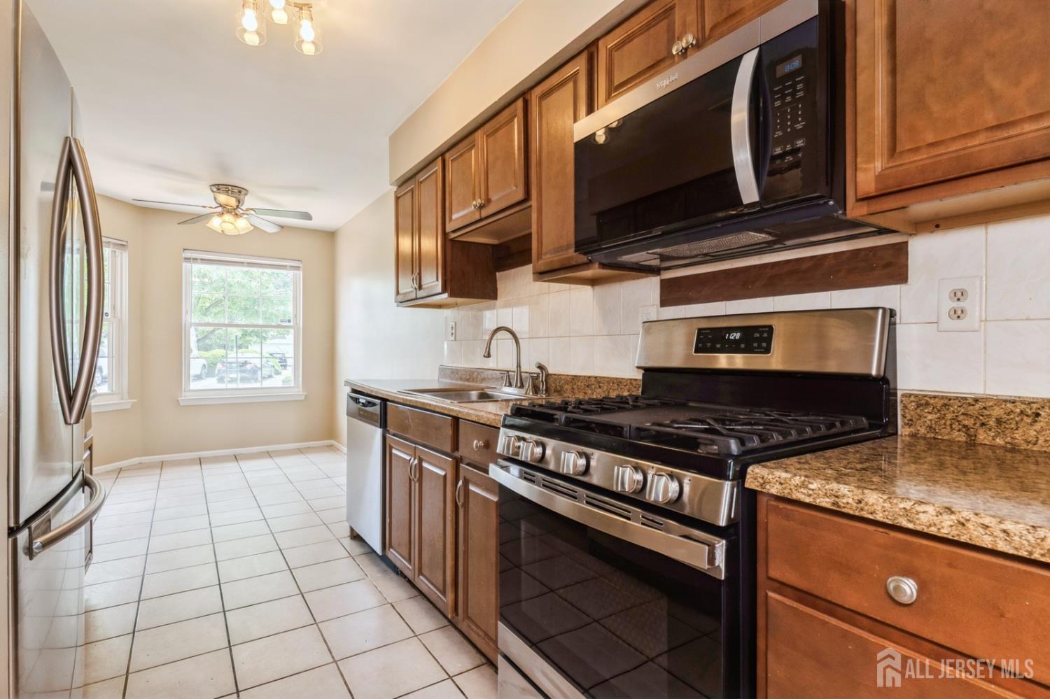7 Sloop Square Howell NJ 07228