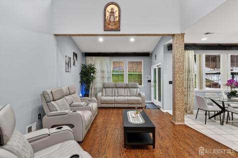 351 Wedgewood Road Morganville NJ 07751
