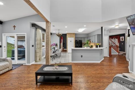 351 Wedgewood Road Morganville NJ 07751