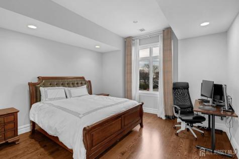 1355 NE Abbott Boulevard Fort Lee NJ 07024