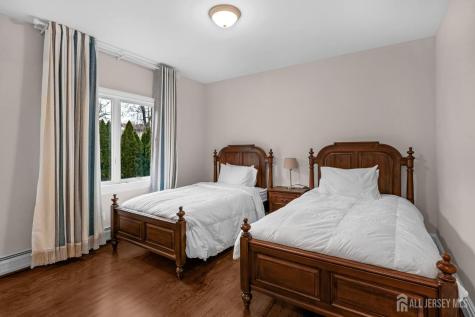 1355 NE Abbott Boulevard Fort Lee NJ 07024