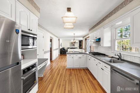 2 Paula Street Edison NJ 08820