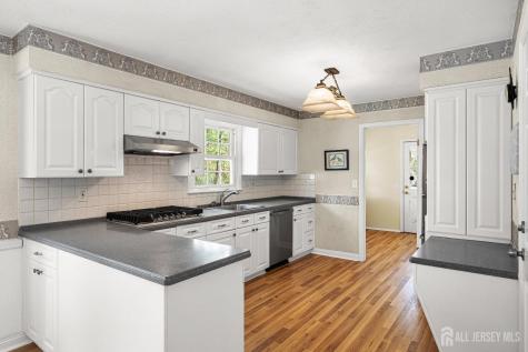 2 Paula Street Edison NJ 08820