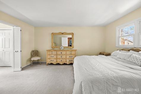 2 Paula Street Edison NJ 08820
