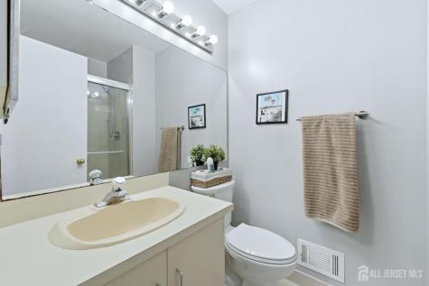 334 Mcdowell Drive East Brunswick NJ 08816