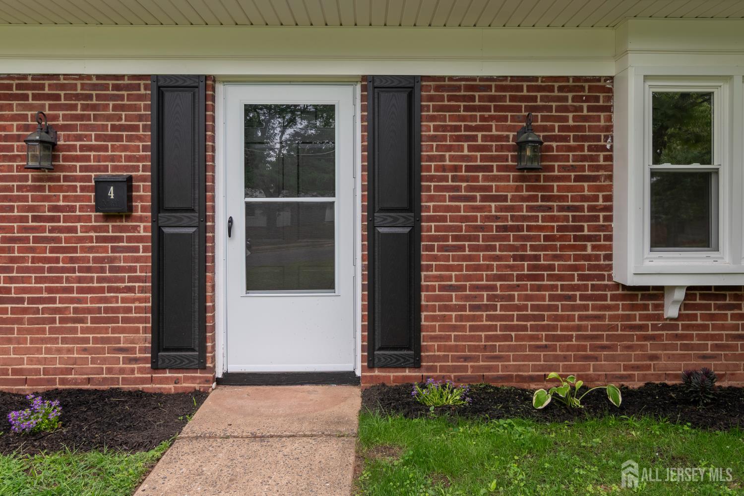 4 Overbrook Road Franklin NJ 08873