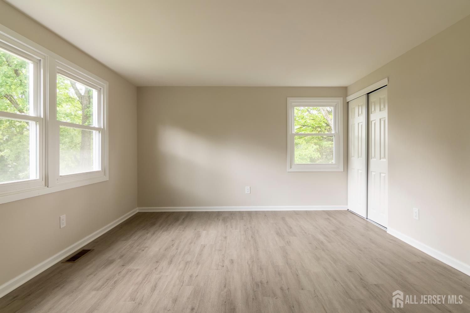 4 Overbrook Road Franklin NJ 08873