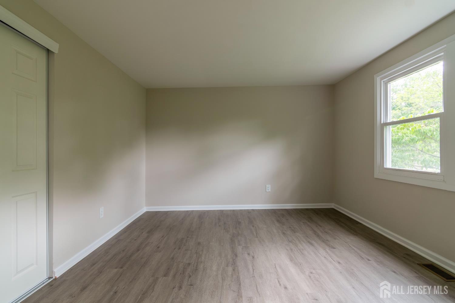 4 Overbrook Road Franklin NJ 08873