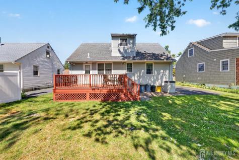 4 Gregory Drive Hamilton NJ 08690