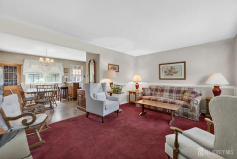 4 Gregory Drive Hamilton NJ 08690