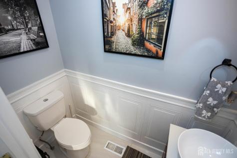 16 Biesiada Court Sayreville NJ 08859
