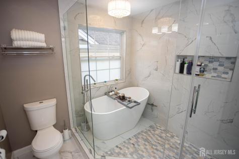 16 Biesiada Court Sayreville NJ 08859
