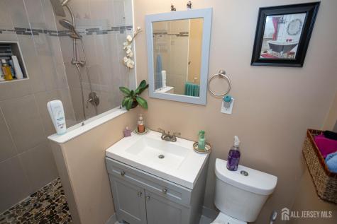 16 Biesiada Court Sayreville NJ 08859