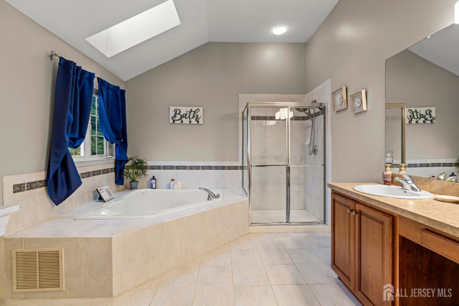 10 Altori Court Little Egg Harbor NJ 08087